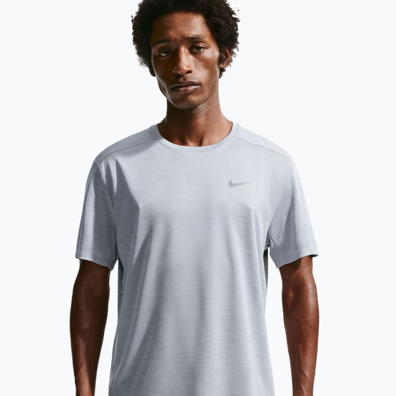 Футболка для бігу чоловіча Nike Miler Dri-Fit UV grey fog/particle grey 4