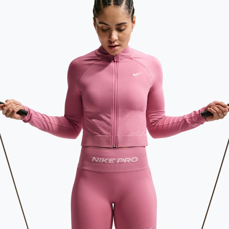 Шорти для тренувань жіночі Nike Pro Seamless High Waisted Biker 5" peony/white 4
