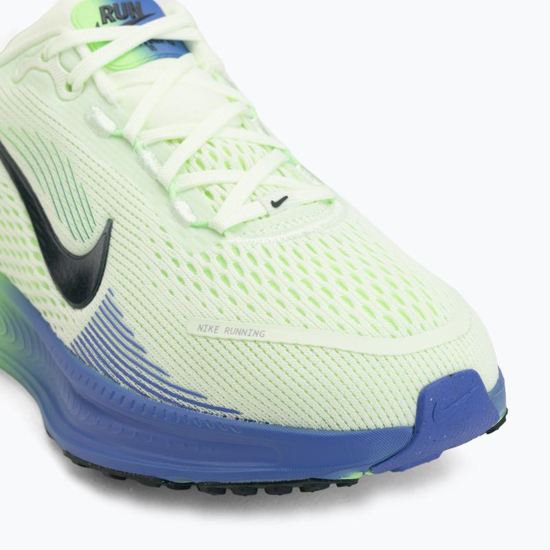 Кросівки для бігу Nike Vomero 18 volt tint/black spruce 7