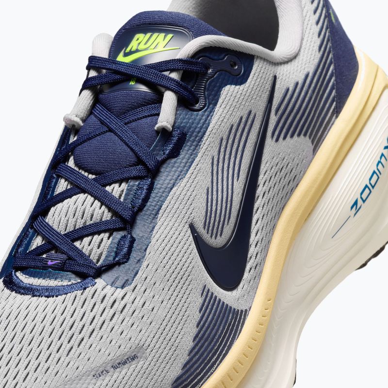 Кросівки для бігу чоловічі Nike Vomero 18 wolf grey/pewter/sail/midnight navy 5