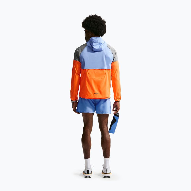 Куртка для бігу чоловіча Nike Impossibly Light Windrunner total orange/royal pulse/smoke grey 3