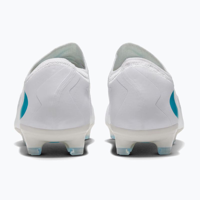 Кросівки футбольні чоловічі Nike Phantom 6 Low Pro FG white/white/dusty cactus 5