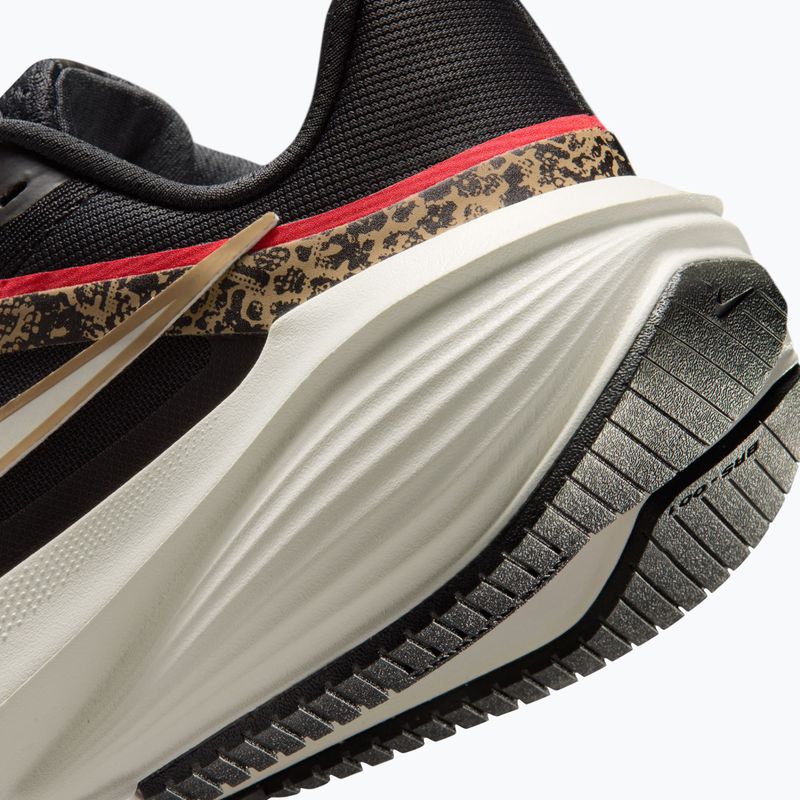 Кросівки для бігу жіночі Nike Downshifter 14 black/british khaki/fusion red/sail 6