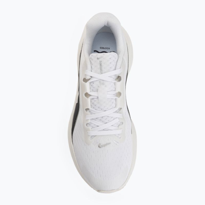 Кросівки для бігу жіночі Nike Downshifter 14 white/summit white/metallic silver 5