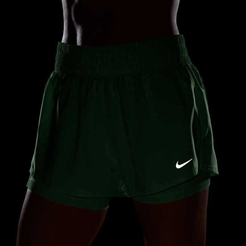 Шорти для тренувань жіночі Nike One cucumber calm/white 5