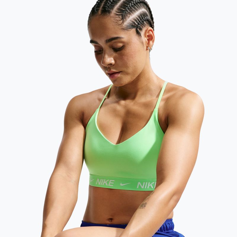 Бюстгальтер для тренувань Nike Indy Light Support illusion green 4