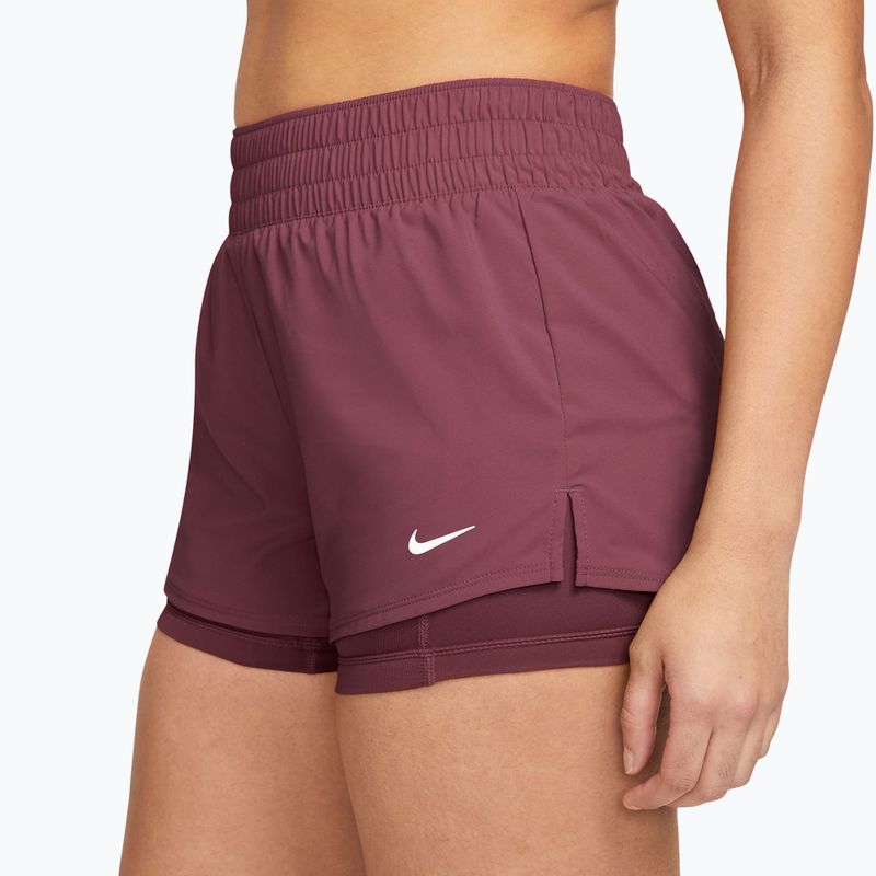 Шорти для тренувань жіночі Nike One pink smoke/white 3