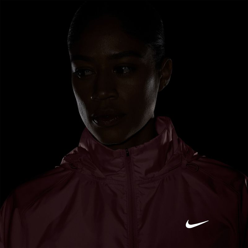 Куртка для бігу жіноча Nike Tempo Repel pink smoke 4