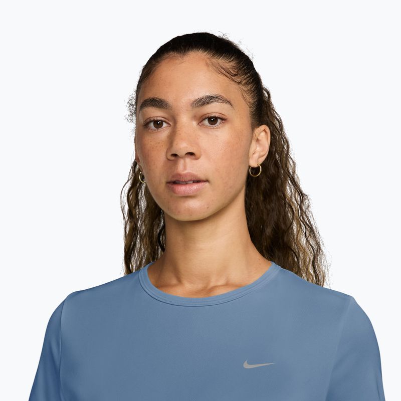Футболка для бігу жіноча Nike Tempo work blue 3