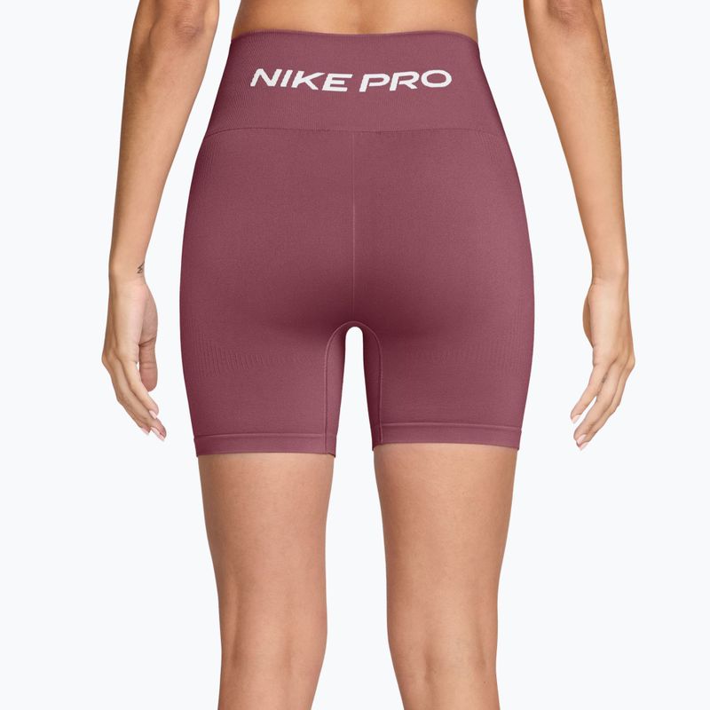 Шорти для тренувань жіночі Nike Pro Seamless pink smoke/white 2