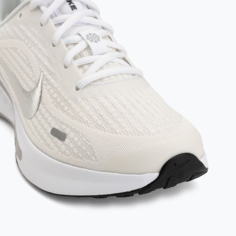 Кросівки для бігу жіночі Nike Journey Run white/sail/black/metallic silver 7