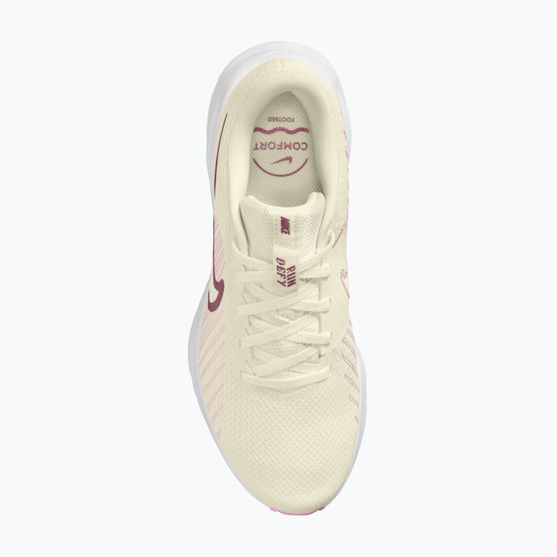 Кросівки для бігу жіночі Nike Run Defy sail/white/pink rise/pink smoke 4