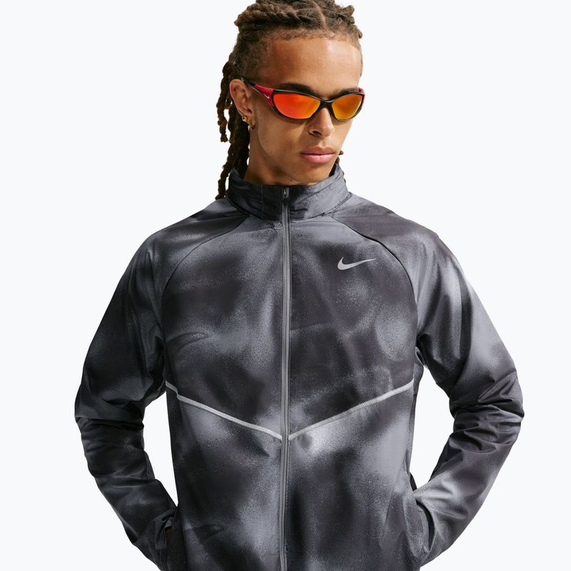 Куртка для бігу чоловіча Nike Miler black/smoke grey 4