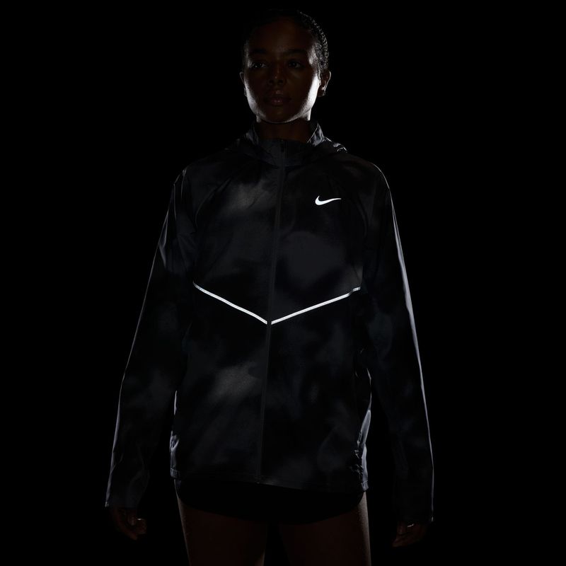 Куртка для бігу чоловіча Nike Miler black/smoke grey 8