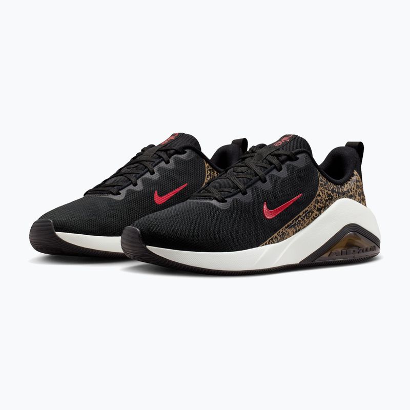 Кросівки для тренувань жіночі Nike Bella 7 black/british khaki/fusion red 3