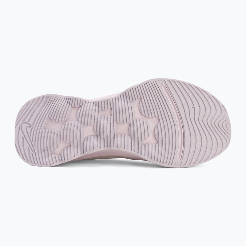 Взуття жіноче Nike Motiva 2 summit white/bleached lilac/pink smoke 4