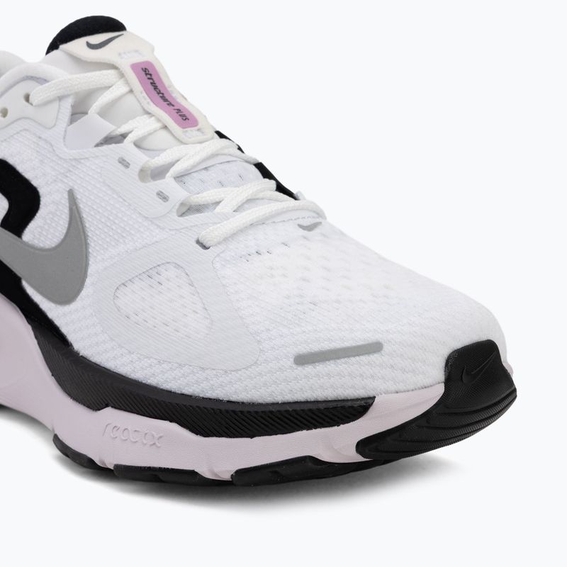 Кросівки для бігу жіночі Nike Structure Plus white/black/metallic silver 7