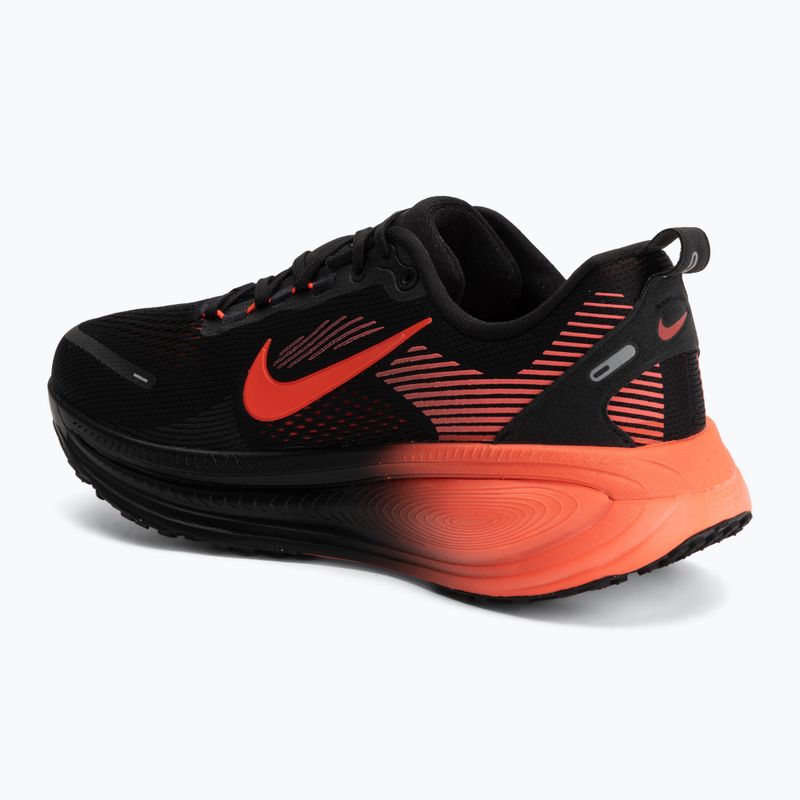 Кросівки для бігу чоловічі Nike Vomero 18 black/university red/bright crimson 3