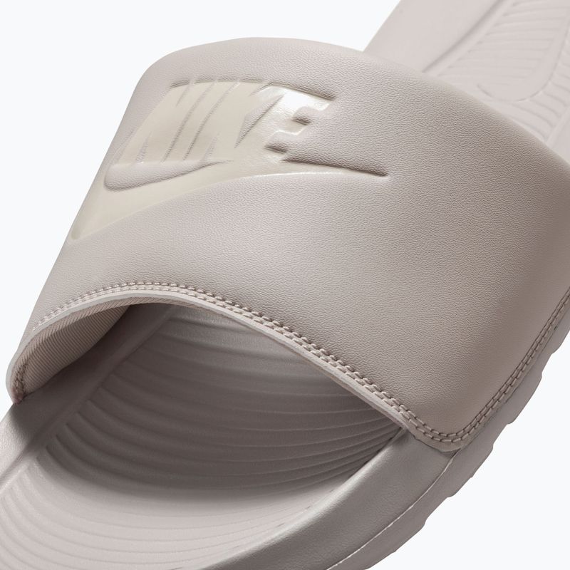 Шльопанці чоловічі Nike Victori One Slide moon particle/light orewood brown 4