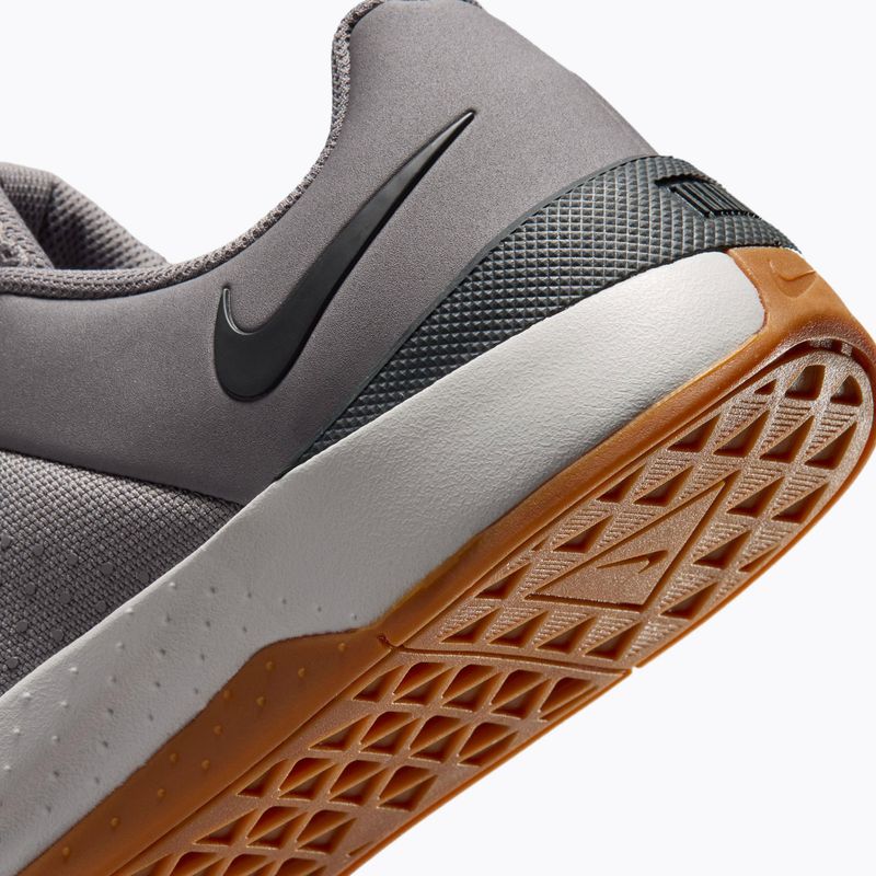 Кросівки для тренувань чоловічі Nike MC Trainer 4 pencil point/photon dust/dark smoke grey 6