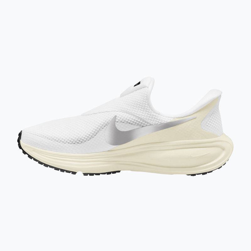 Кросівки для бігу жіночі Nike Revolution 8 EasyOn white/sail/black/metallic silver 2