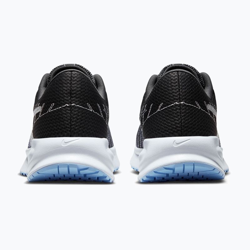 Кросівки для бігу жіночі Nike Run Defy dark smoke grey/aluminum/white 6