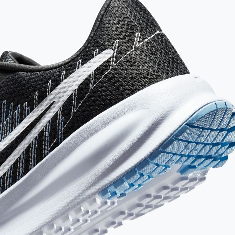 Кросівки для бігу жіночі Nike Run Defy dark smoke grey/aluminum/white 8