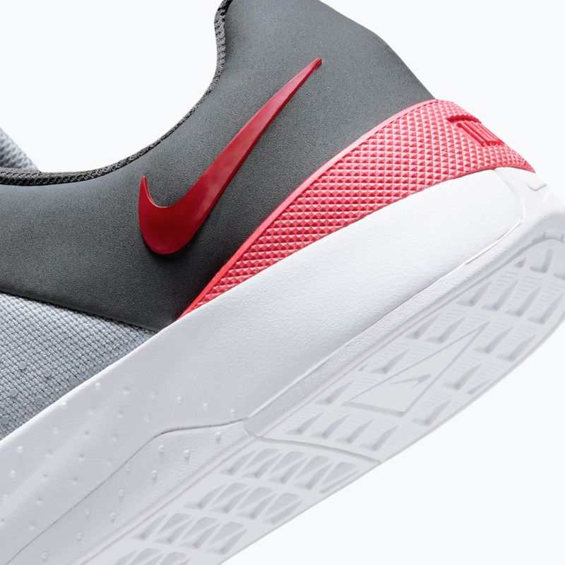 Кросівки для тренувань чоловічі Nike MC Trainer 4 wolf grey/iron grey/white/university red 6