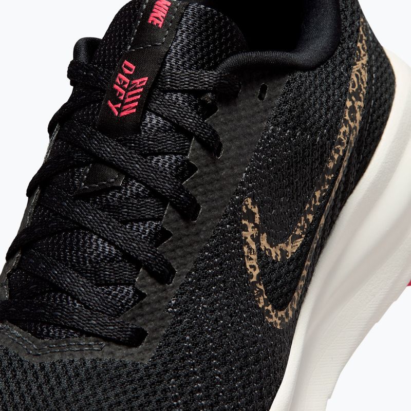 Кросівки для бігу жіночі Nike Run Defy Black/Sail/Anthracite/British Khaki 4