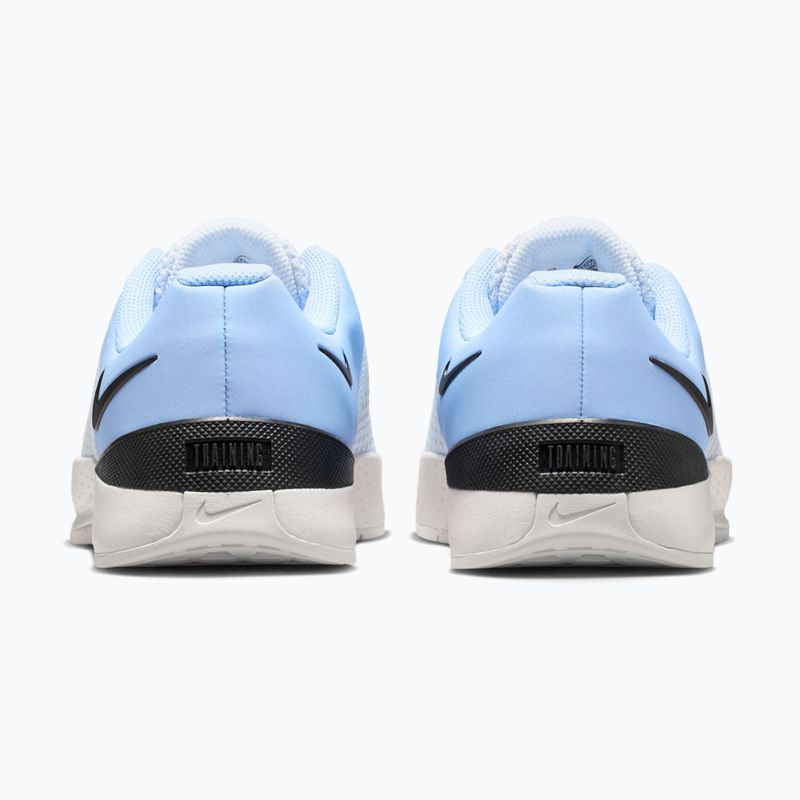 Кросівки для тренувань жіночі Nike MC Trainer 4 football grey/aluminum/off white/black 4