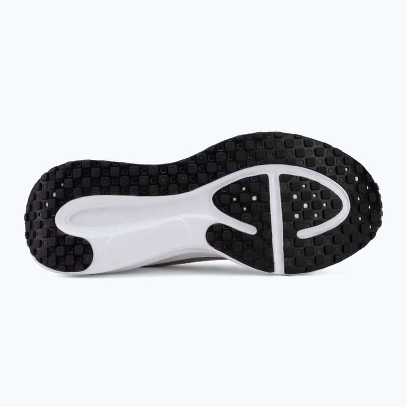 Кросівки для бігу жіночі Nike Revolution 8 sail/white/black/metallic silver 4
