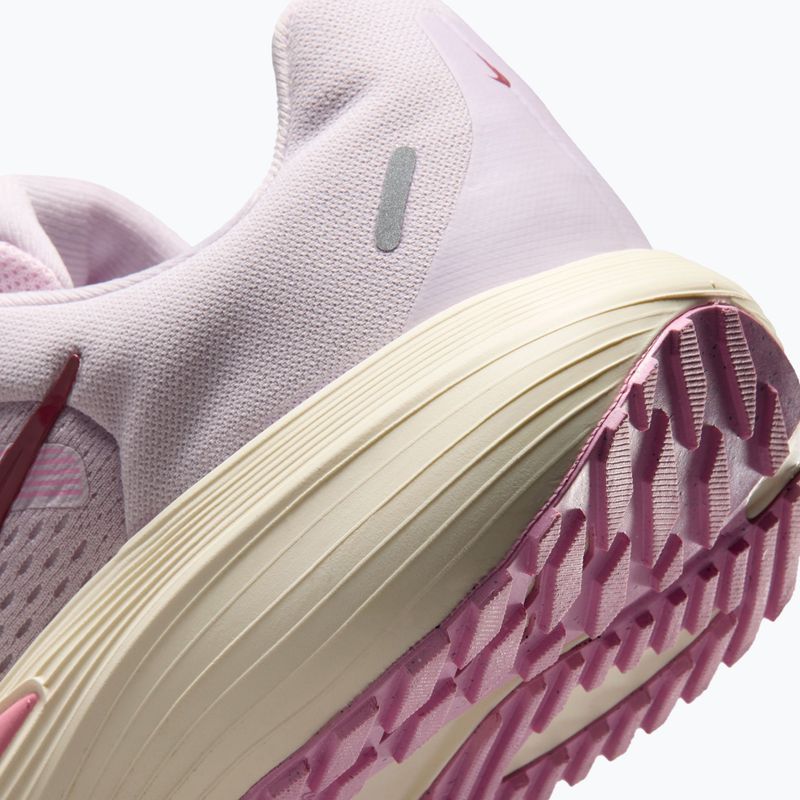 Кросівки для бігу жіночі Nike Quest 7 bleached lilac/sail/pink rise/pink smoke 8