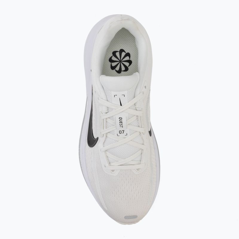 Кросівки для бігу жіночі Nike Quest 7 summit white/white/metallic silver/black 5