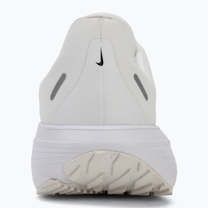 Кросівки для бігу жіночі Nike Quest 7 summit white/white/metallic silver/black 6