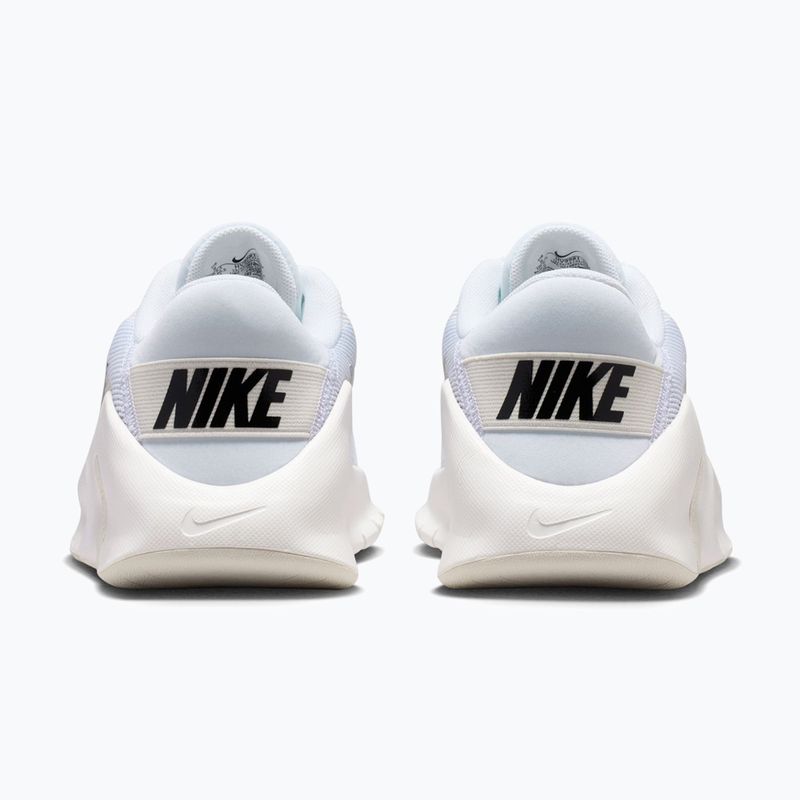 Кросівки для тренувань жіночі Nike Flex Train white/sail/phantom/ metallic silver 4