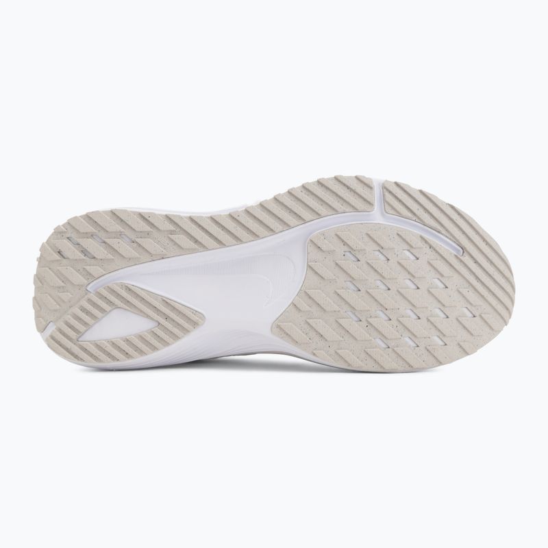 Кросівки для бігу чоловічі Nike Quest 7 white/vast grey/vast grey/wolf grey 4