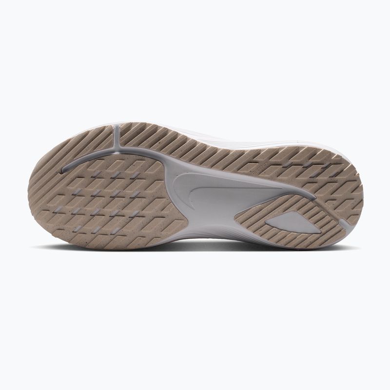 Кросівки для бігу чоловічі Nike Quest 7 white/vast grey/vast grey/wolf grey 4