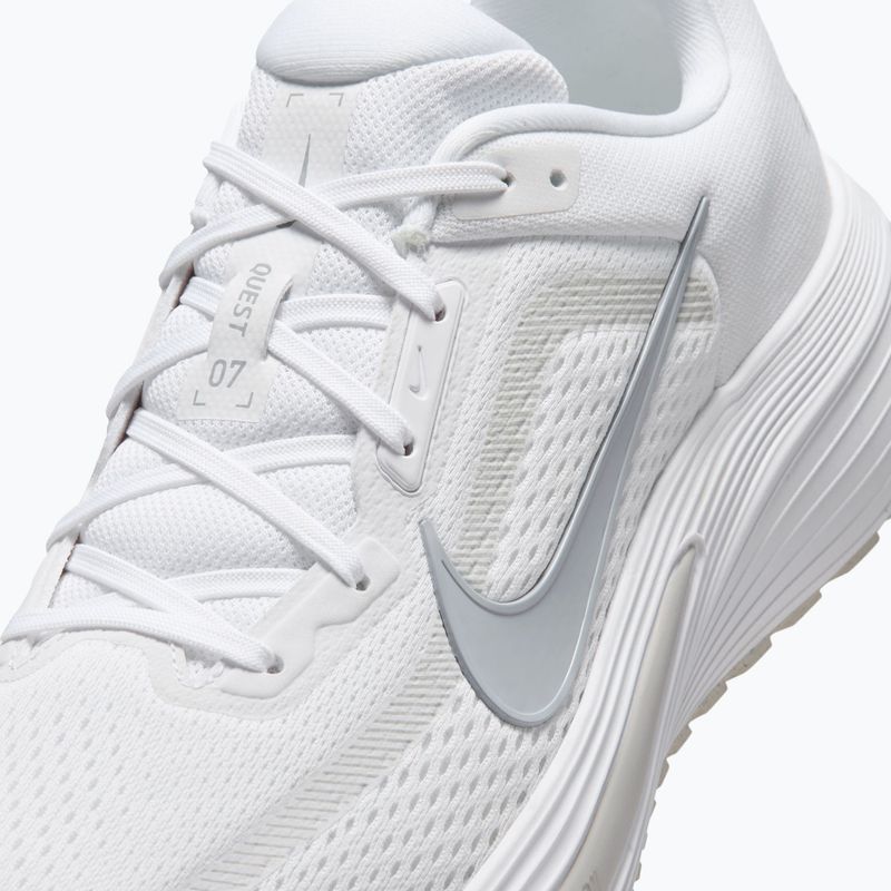 Кросівки для бігу чоловічі Nike Quest 7 white/vast grey/vast grey/wolf grey 7