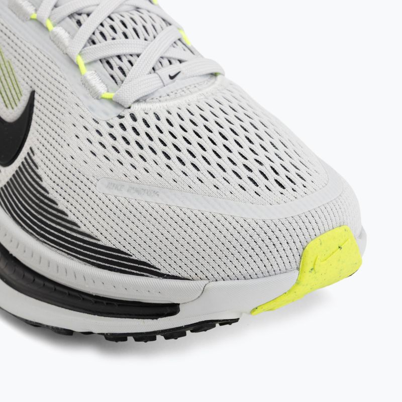 Кросівки для бігу чоловічі Nike Vomero 18 photon dust/volt/black 7