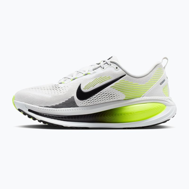 Кросівки для бігу чоловічі Nike Vomero 18 photon dust/volt/black 2