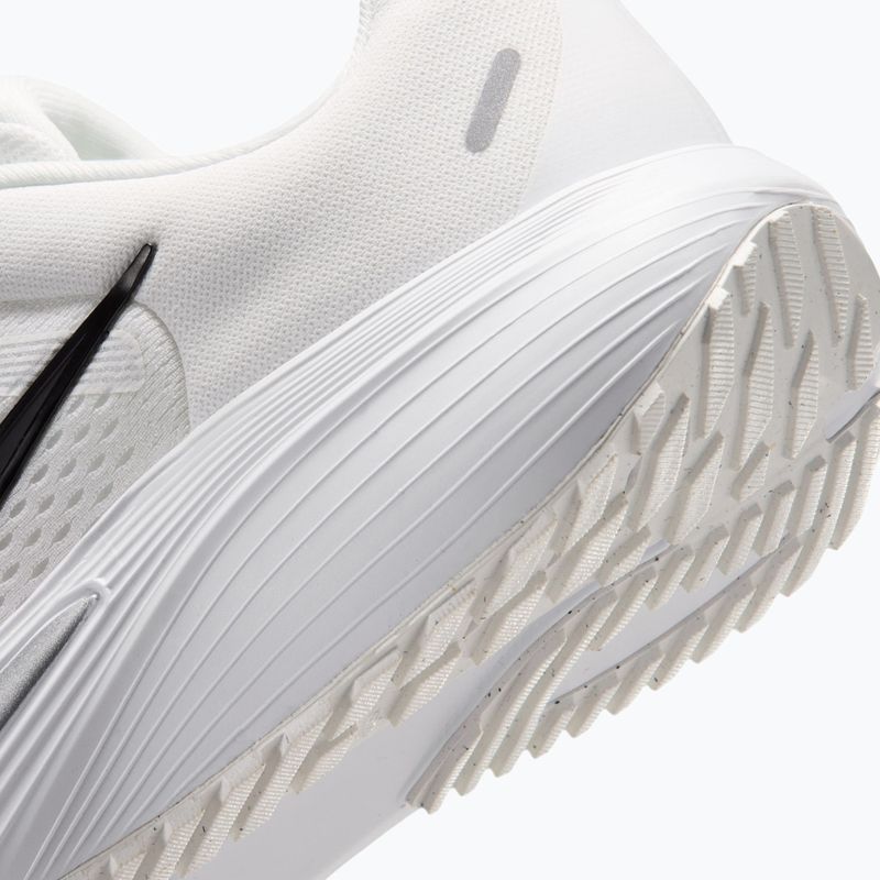 Кросівки для бігу жіночі Nike Quest 7 summit white/white/metallic silver/black 8