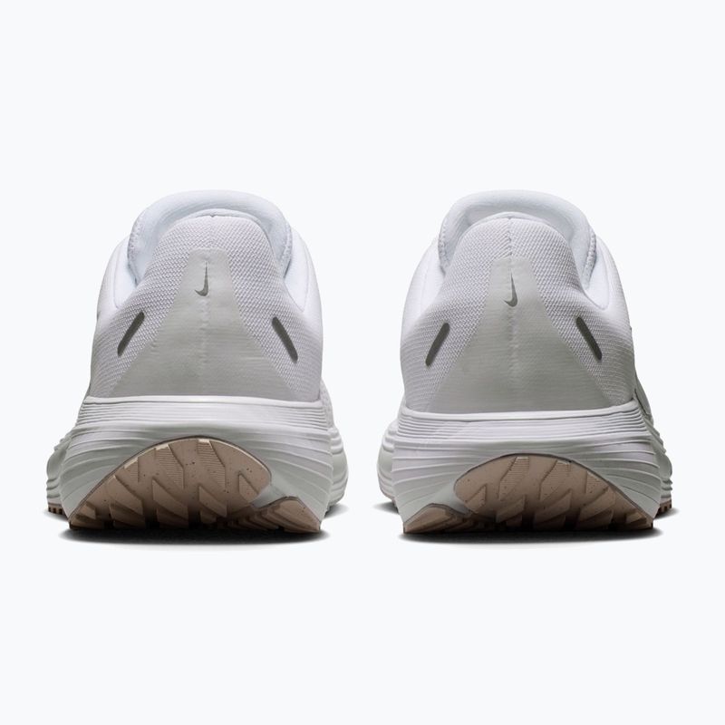 Кросівки для бігу жіночі Nike Quest 7 white/vast grey/vast grey/wolf grey 6