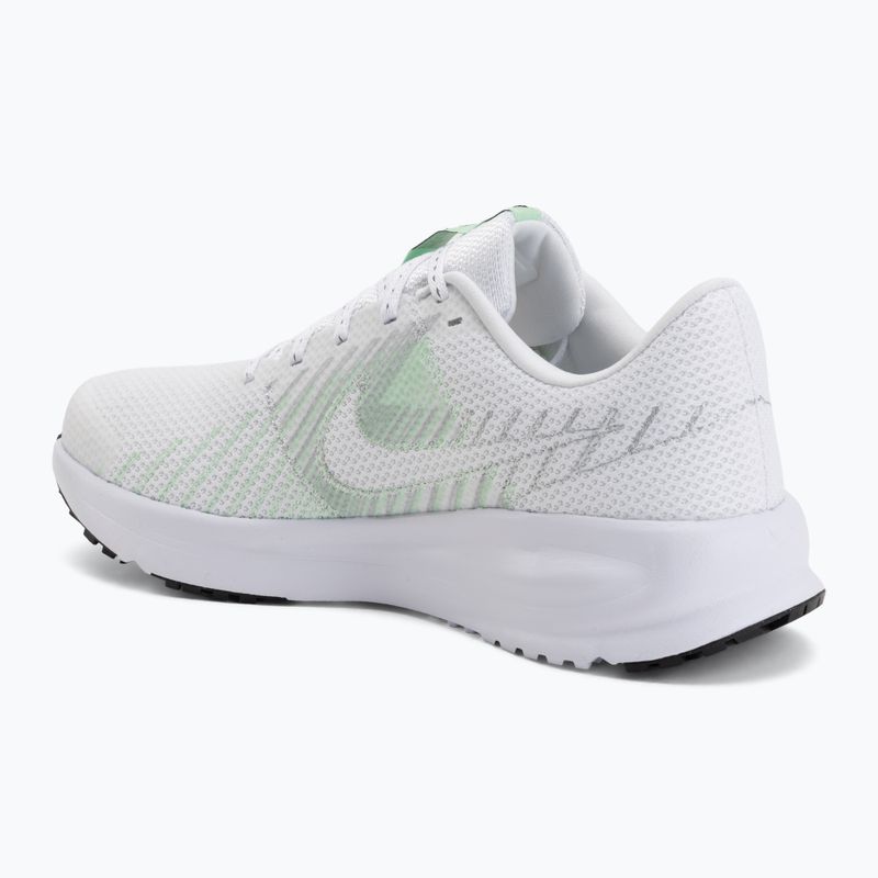 Кросівки для бігу жіночі Nike Run Defy white/cucumber calm/black/illusion green 3