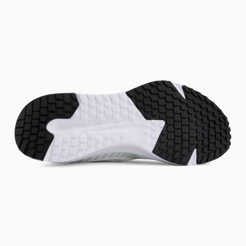 Кросівки для бігу жіночі Nike Run Defy white/cucumber calm/black/illusion green 4