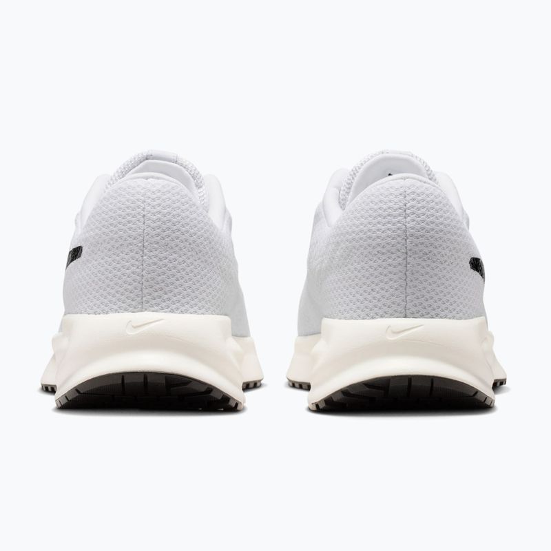 Кросівки для бігу жіночі Nike Run Defy white/sail/off white/black 6