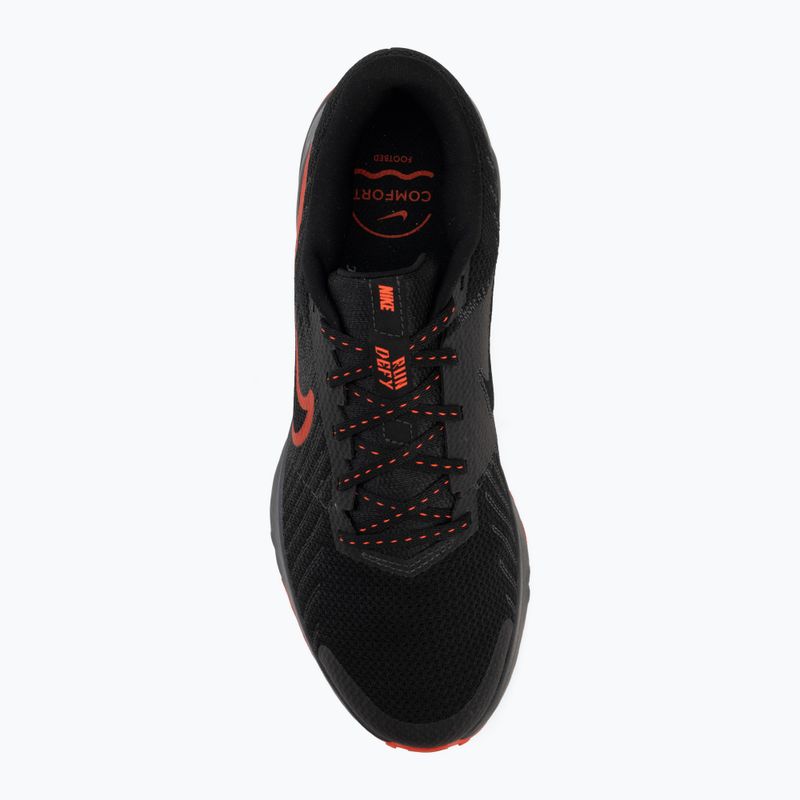 Кросівки для бігу чоловічі Nike Run Defy Black/Anthracite/Bright Crimson 5