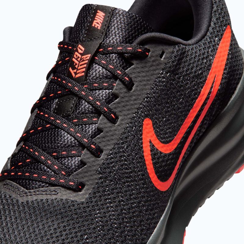 Кросівки для бігу чоловічі Nike Run Defy Black/Anthracite/Bright Crimson 7