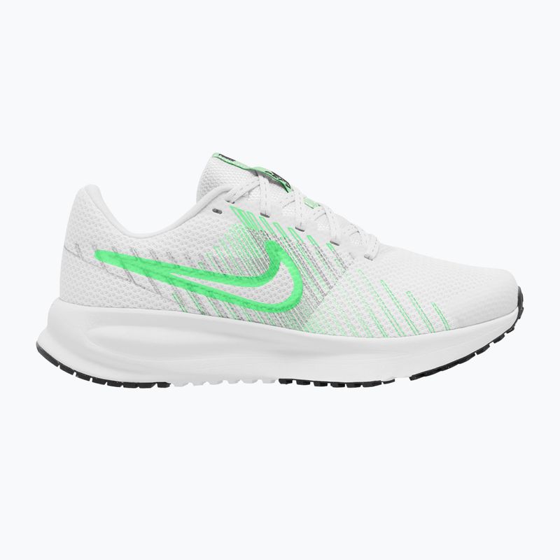 Кросівки для бігу жіночі Nike Run Defy white/cucumber calm/black/illusion green