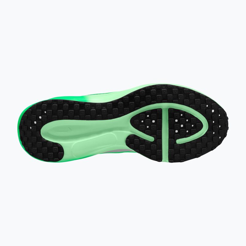 Кросівки для бігу жіночі Nike Revolution 8 white/cucumber calm/illusion green 2