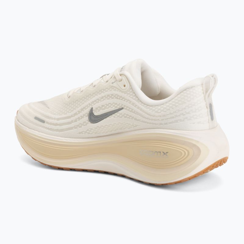 Кросівки для бігу чоловічі Nike Vomero Plus sail/coconut milk/metallic silver 2